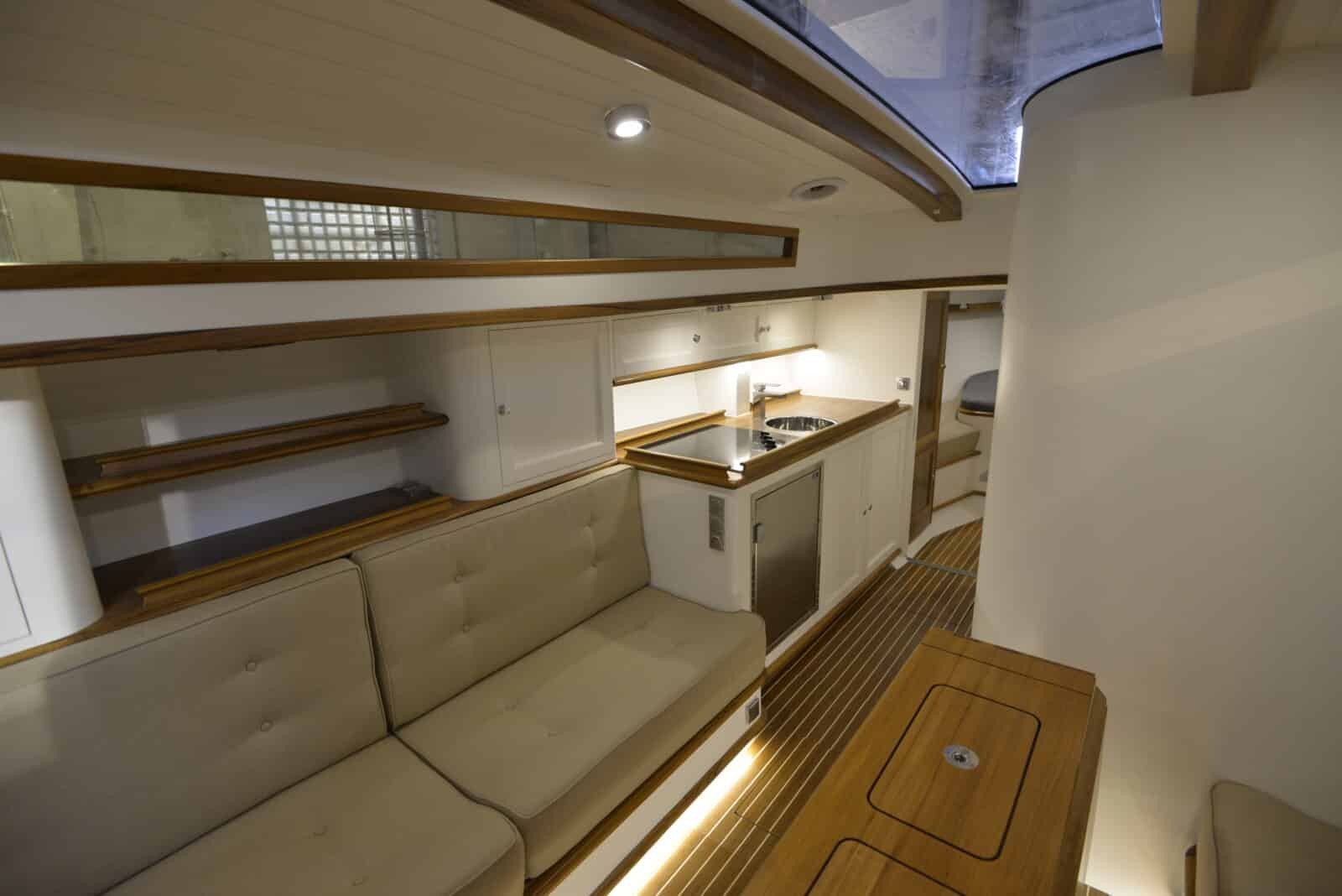 54 foot sailing yacht